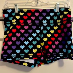 Wodbottom Rainbow Hearts booty workout shorts! 3”